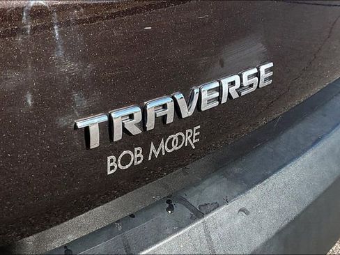 Used 2019 Chevrolet Traverse LT image 8