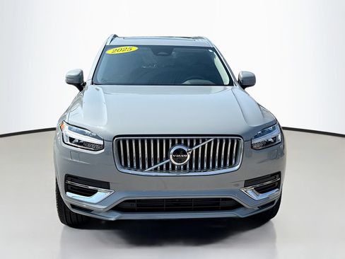 Used 2025 Volvo XC90 T8 Plus w/ Protection Package Premier AWD/4WD image 2