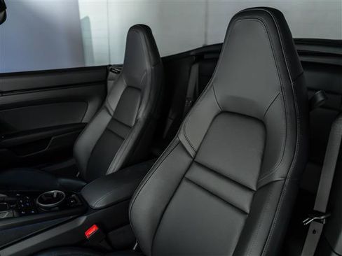 Certified 2026 Porsche 911 Carrera RWD image 5