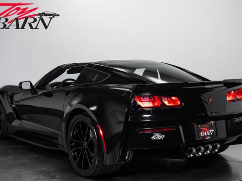 Used 2017 Chevrolet Corvette Grand Sport RWD image 3