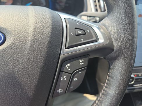 Certified 2023 Ford Edge SEL image 22