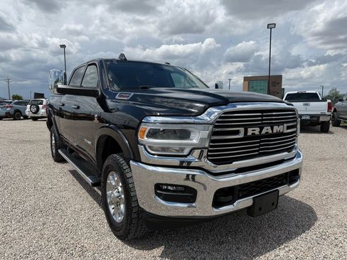 Used 2019 RAM 2500 Laramie AWD/4WD image 1