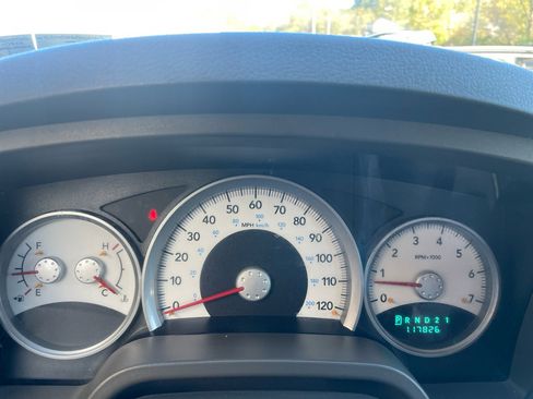 Used 2005 Dodge Dakota SLT image 15