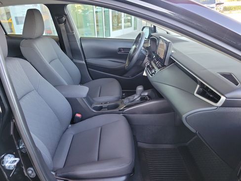 Certified 2025 Toyota Corolla LE image 31