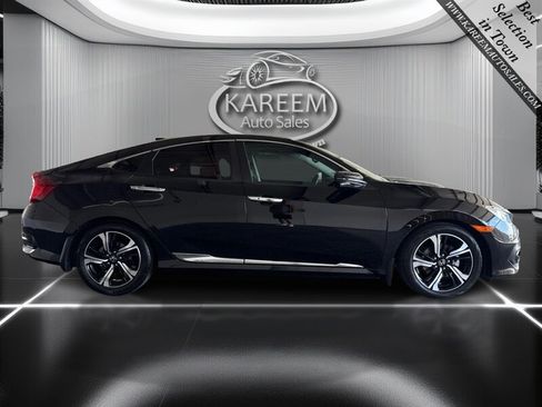 Used 2016 Honda Civic Touring image 4