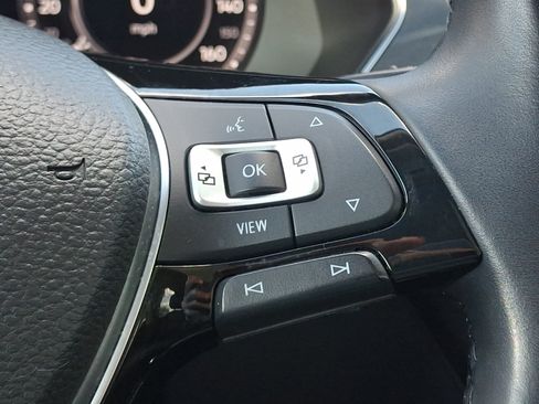 Used 2019 Volkswagen Tiguan SEL AWD/4WD image 25
