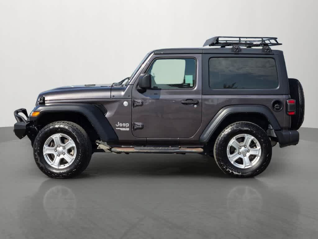 Used 2020 Jeep Wrangler Sport AWD/4WD image 3