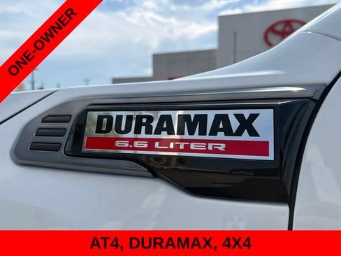 Used 2026 GMC Sierra 2500 AT4 AWD/4WD image 9