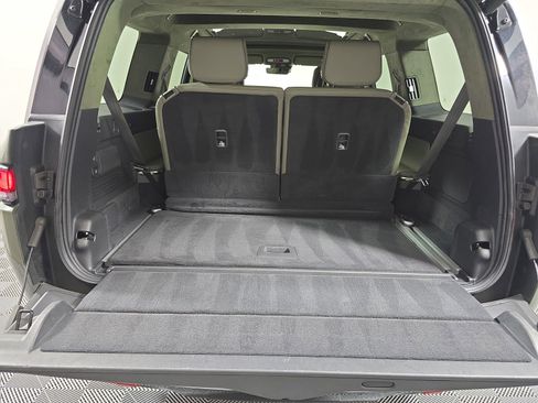 Used 2024 Rivian R1S Launch Edition AWD/4WD image 15