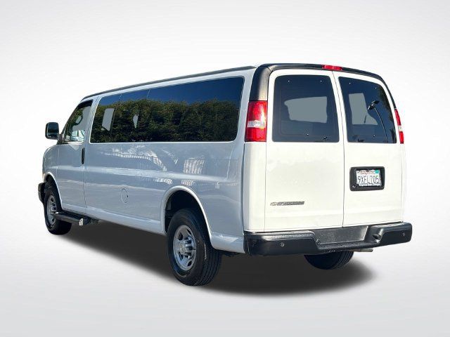 Used 2023 Chevrolet Express 3500 LS RWD image 10