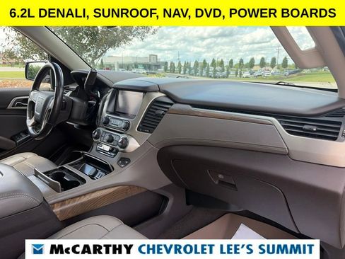 Used 2018 GMC Yukon Denali w/ Denali Ultimate Package AWD/4WD image 32