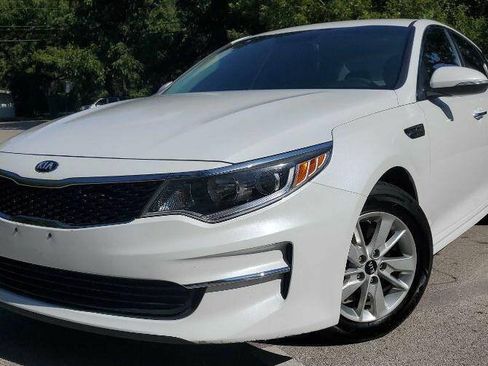 Used 2018 Kia Optima LX w/ Convenience Package FWD image 1