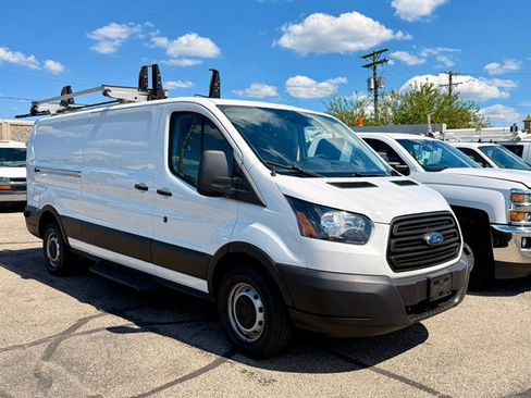 Used 2019 Ford Transit 250 148 Low Roof RWD image 2