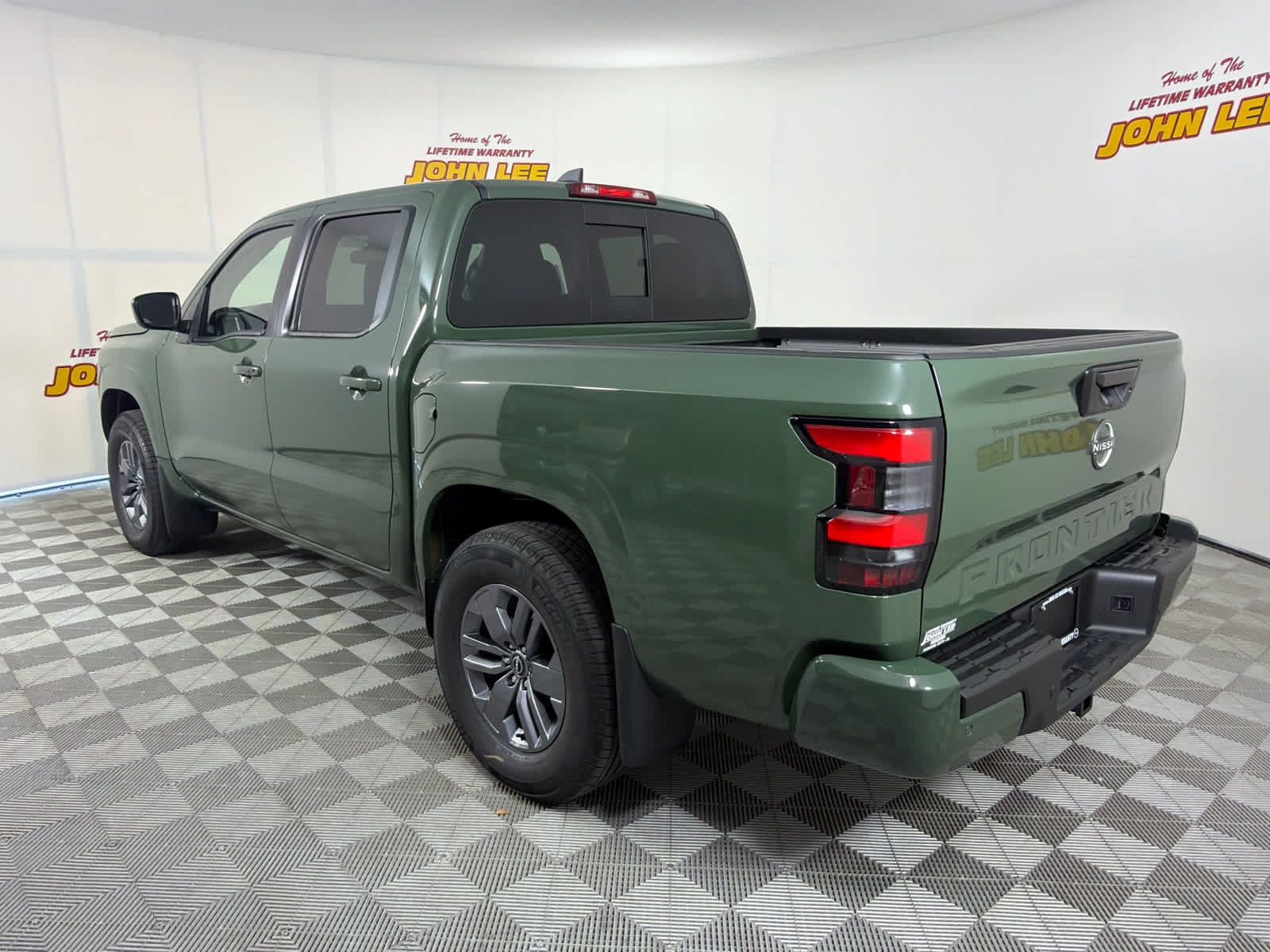 New 2026 Nissan Frontier SV w/ SV Convenience Package RWD image 3