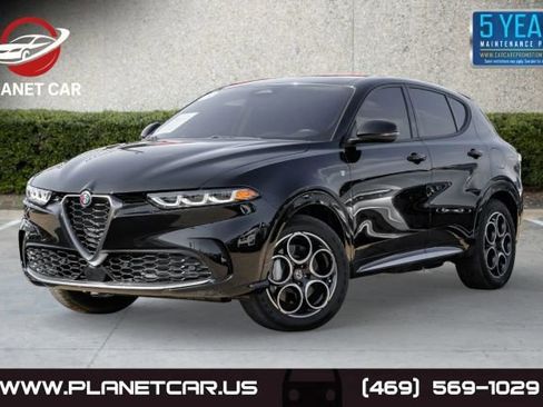 Used 2024 Alfa Romeo Tonale Ti w/ Premium Interior Package image 1