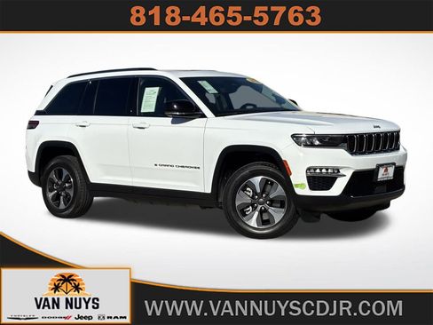 Used 2022 Jeep Grand Cherokee Limited 4xe image 1