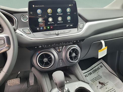 New 2026 Chevrolet Blazer LT w/ Convenience Package FWD image 10