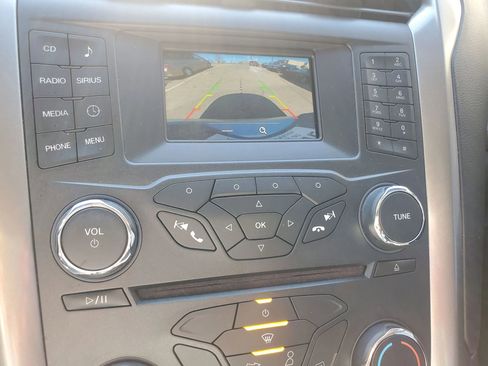 Used 2017 Ford Fusion SE w/ Equipment Group 201A image 41