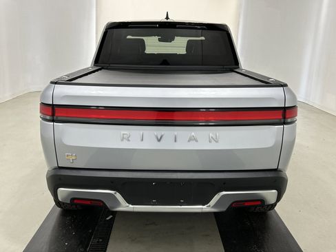 Used 2022 Rivian R1T Launch Edition image 4