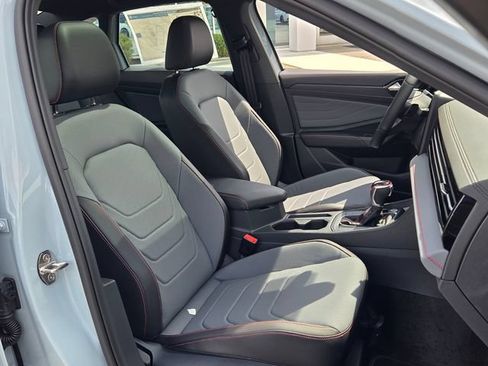 New 2026 Volkswagen Jetta GLI Autobahn FWD image 15