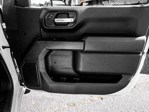 New 2025 Chevrolet Silverado 1500 W/T image 36