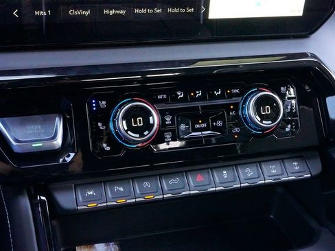 New 2026 GMC Sierra 1500 AT4X AWD/4WD image 21