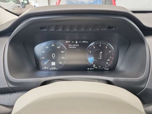 Used 2020 Volvo XC90 T5 Momentum w/ Protection Package Premier FWD image 20