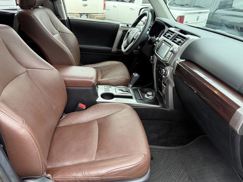 Used 2016 Toyota 4Runner Limited image 30