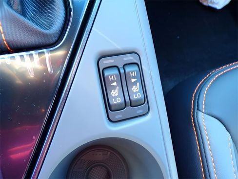 Certified 2025 Subaru Crosstrek 2.5i Limited image 18