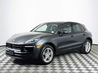 Used 2025 Porsche Macan video 1