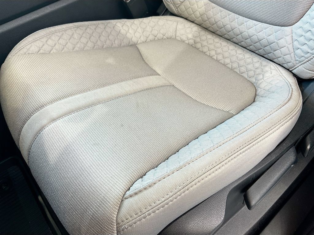 Used 2023 Honda Pilot LX image 18