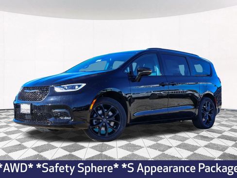 New 2026 Chrysler Pacifica Select w/ S Appearance Package AWD/4WD image 2