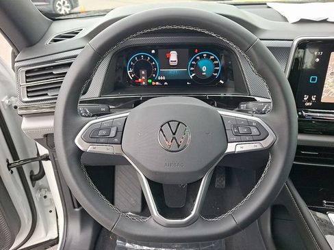 New 2026 Volkswagen Atlas Cross Sport SEL AWD/4WD image 14