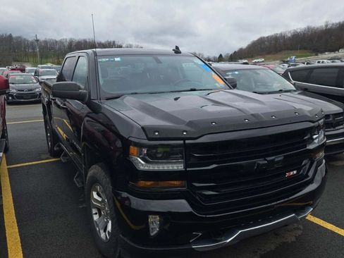 Used 2017 Chevrolet Silverado 1500 LT w/ All Star Edition image 4