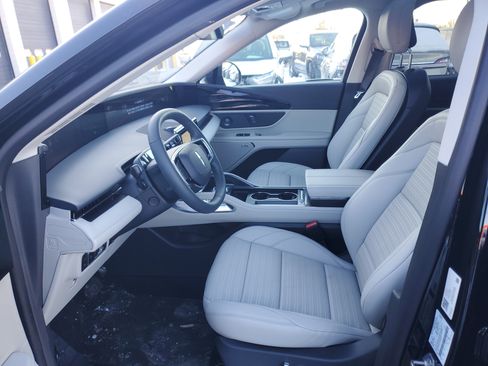 New 2026 Lincoln Nautilus Reserve image 11