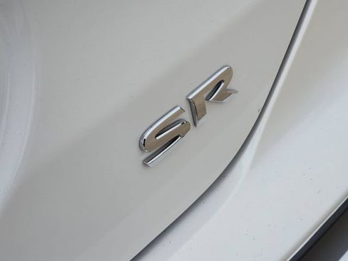 Used 2023 Nissan Kicks SR FWD image 9