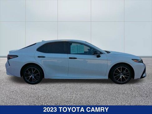 Used 2023 Toyota Camry SE FWD image 6