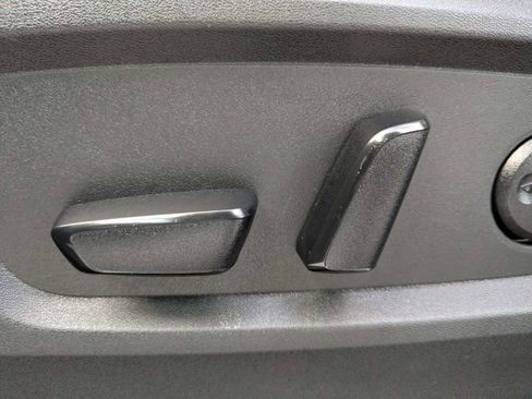 Used 2024 Nissan Pathfinder Platinum FWD image 22