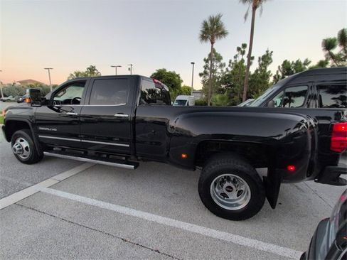 Used 2017 GMC Sierra 3500 Denali w/ Duramax Plus Package image 13