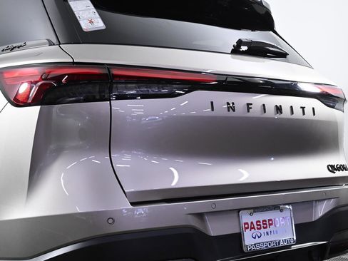 Certified 2026 INFINITI QX60 Autograph w/ Dark Cargo Package image 6