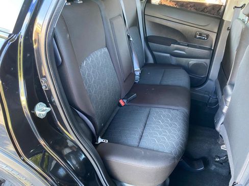 Used 2023 Mitsubishi Outlander Sport LE AWD/4WD image 44