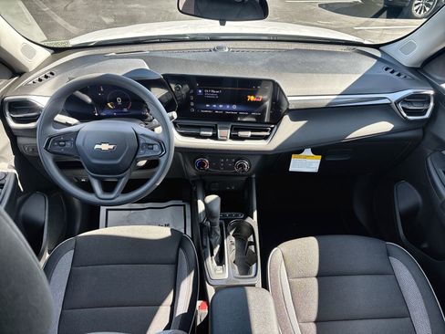 New 2026 Chevrolet TrailBlazer LS w/ LS Convenience Package FWD image 19