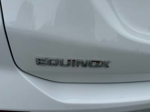 Used 2021 Chevrolet Equinox LT FWD image 8