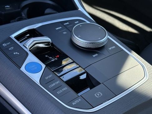 New 2026 BMW i4 eDrive40 w/ Premium Package image 20