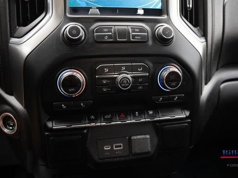 Used 2019 Chevrolet Silverado 1500 LT w/ Texas Edition image 13