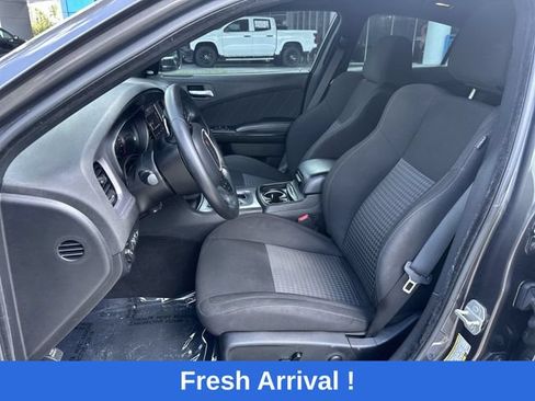 Used 2023 Dodge Charger R/T w/ Blacktop Package RWD image 29