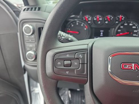 Used 2026 GMC Sierra 2500 Pro w/ Convenience Package AWD/4WD image 18