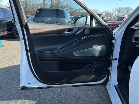 Used 2022 Genesis G80 2.5T w/ Advanced Package image 11