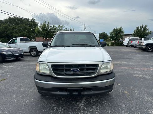 Used 2003 Ford F150 XLT image 2
