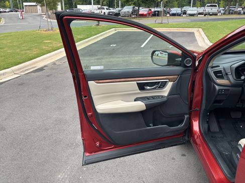 Used 2018 Honda CR-V EX-L image 14